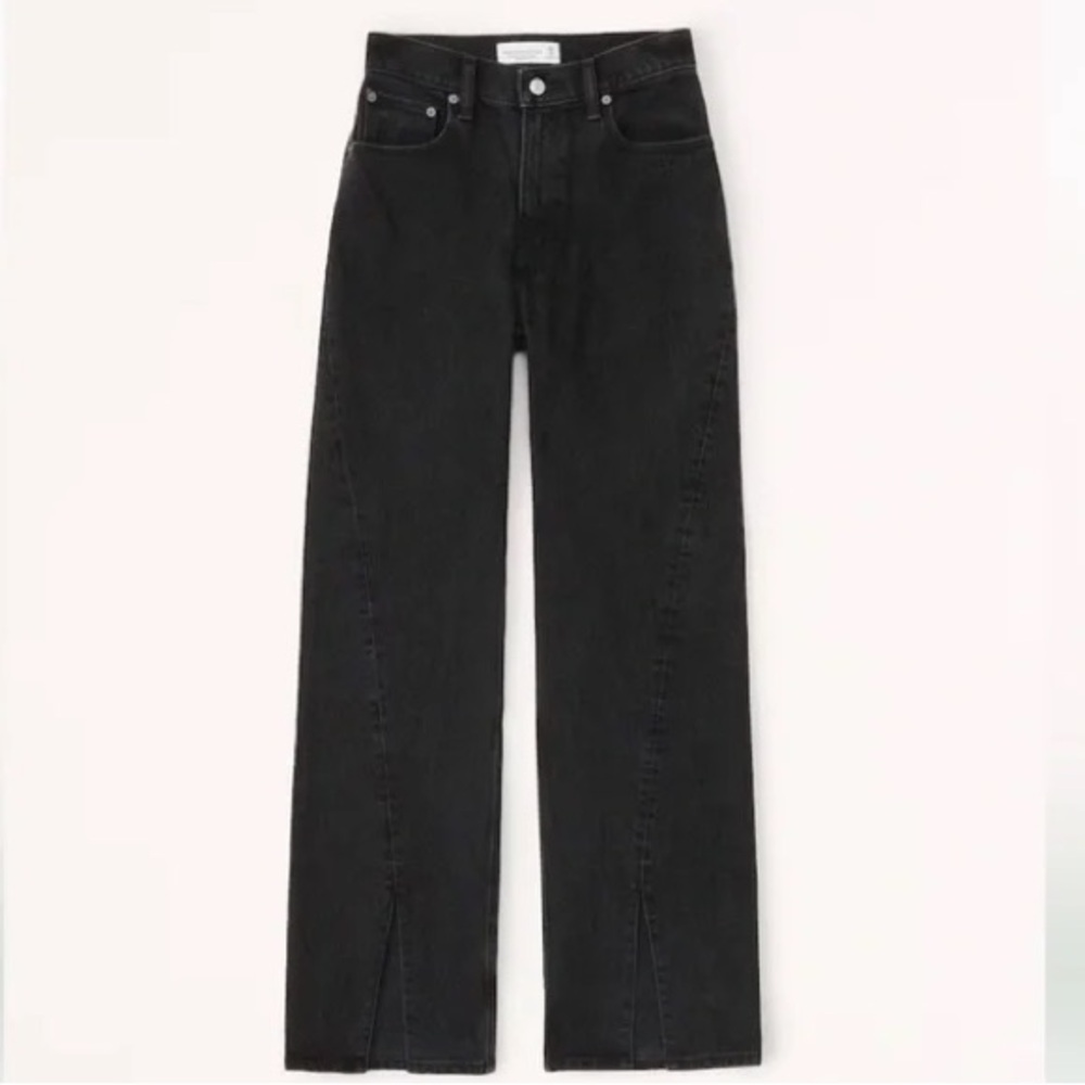NWOT Abercrombie & Fitch The 90s Relaxed Jean High Rise